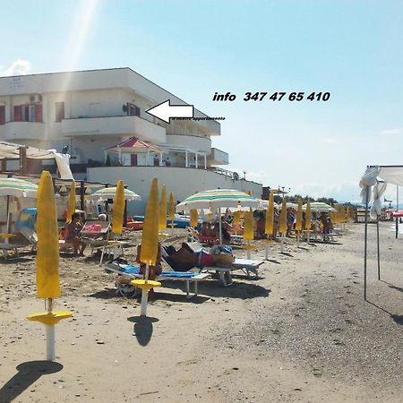 Casa Vacanze Dei Navigatori On The Sea Pontecagnano Exterior foto