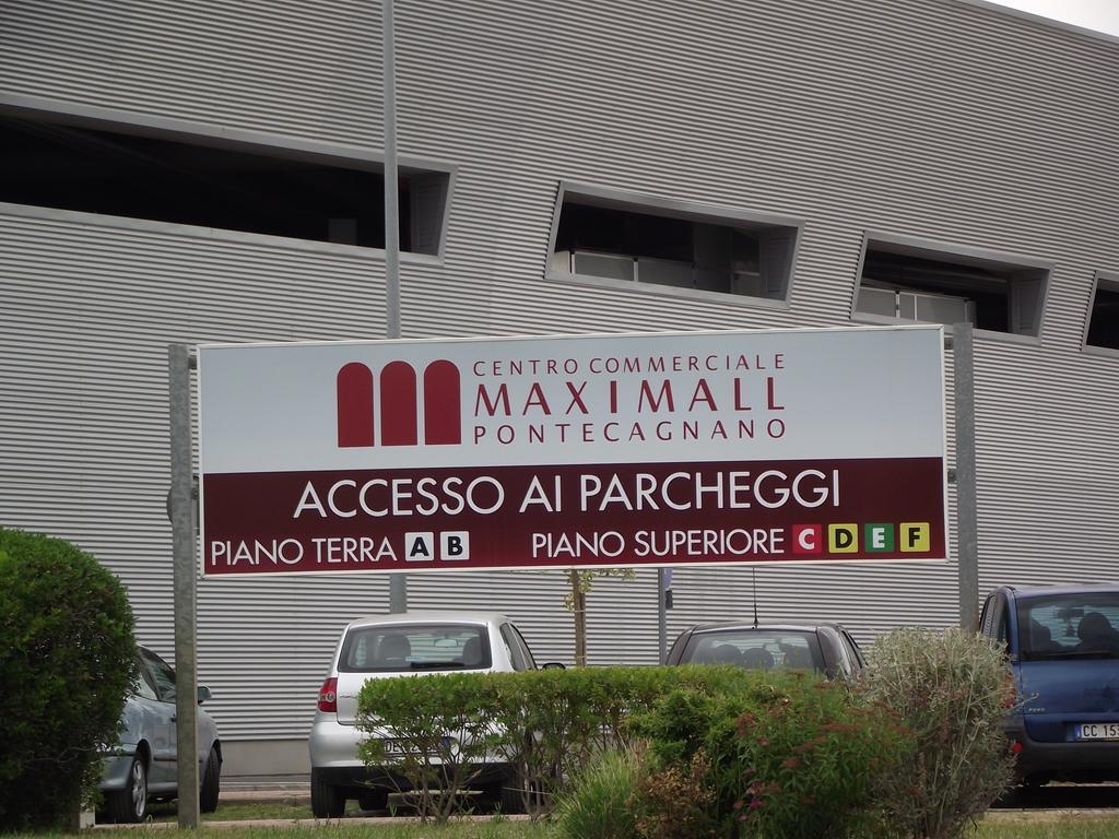 Casa Vacanze Dei Navigatori On The Sea Pontecagnano Exterior foto